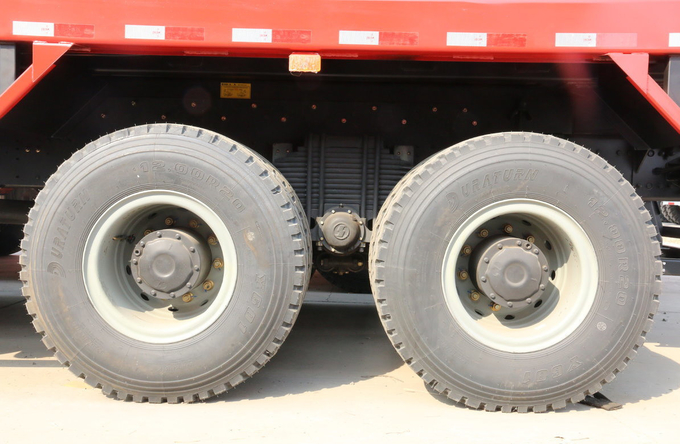 Used Tipper Trucks For 375HP Weichai Shacman F3000 Dumper 90% New With Good Maintain