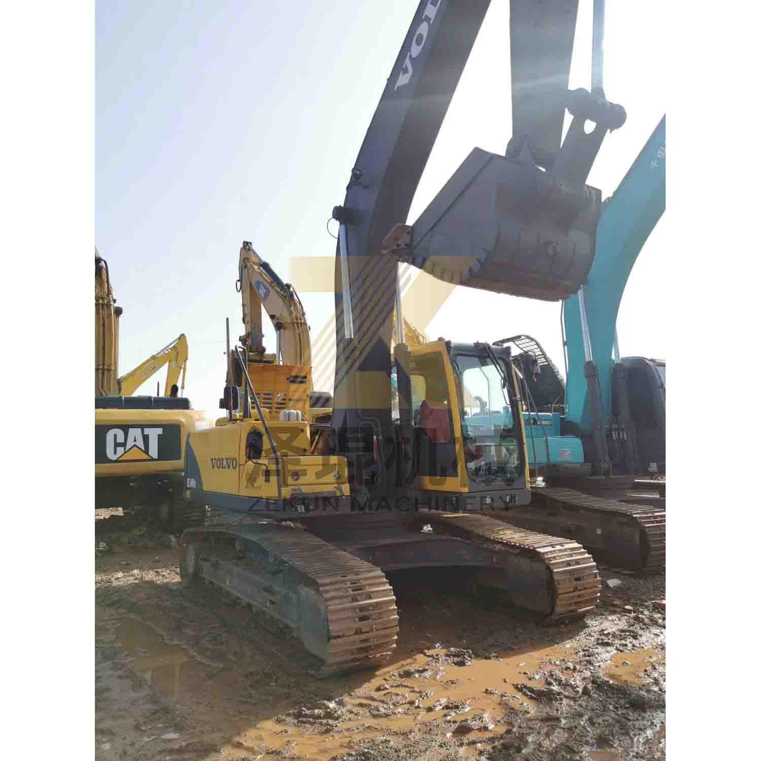 Volvo EC240 Used Bagger D7E Engine 25000 KG Weight for Construction Projects