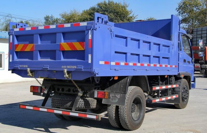 dumper truck