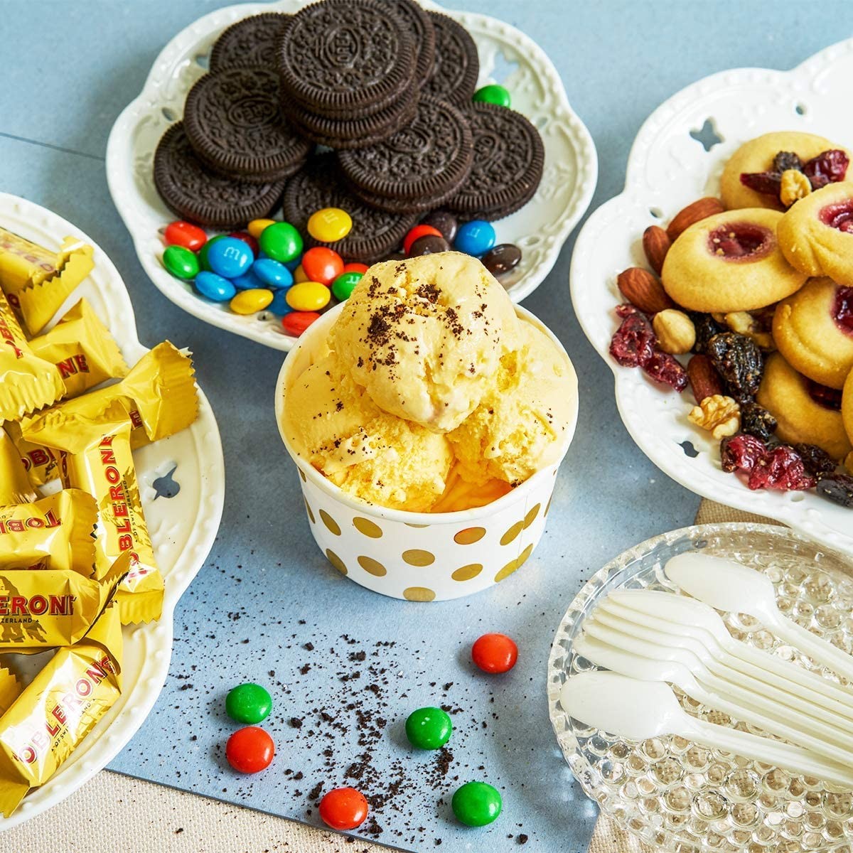 Sundae 10 Oz Compostable Disposable Paper Cups With Lids And Straws