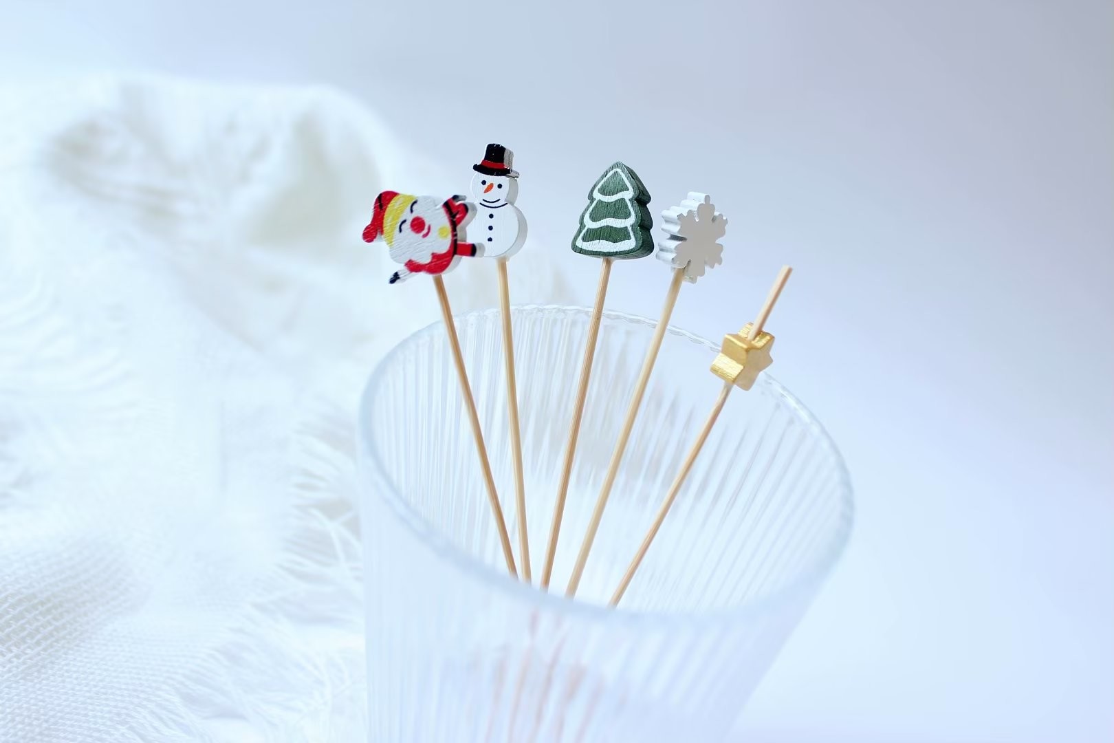 Cocktail skewers with looped knot biodegradable bamboo cocktail picks disposable knotted bamboo picks