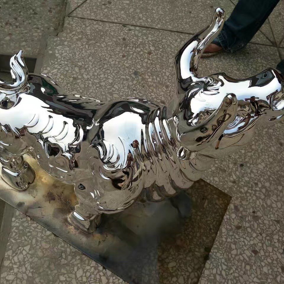 Waterproof Smooth Animal Sculpture Spray Chrome Plating