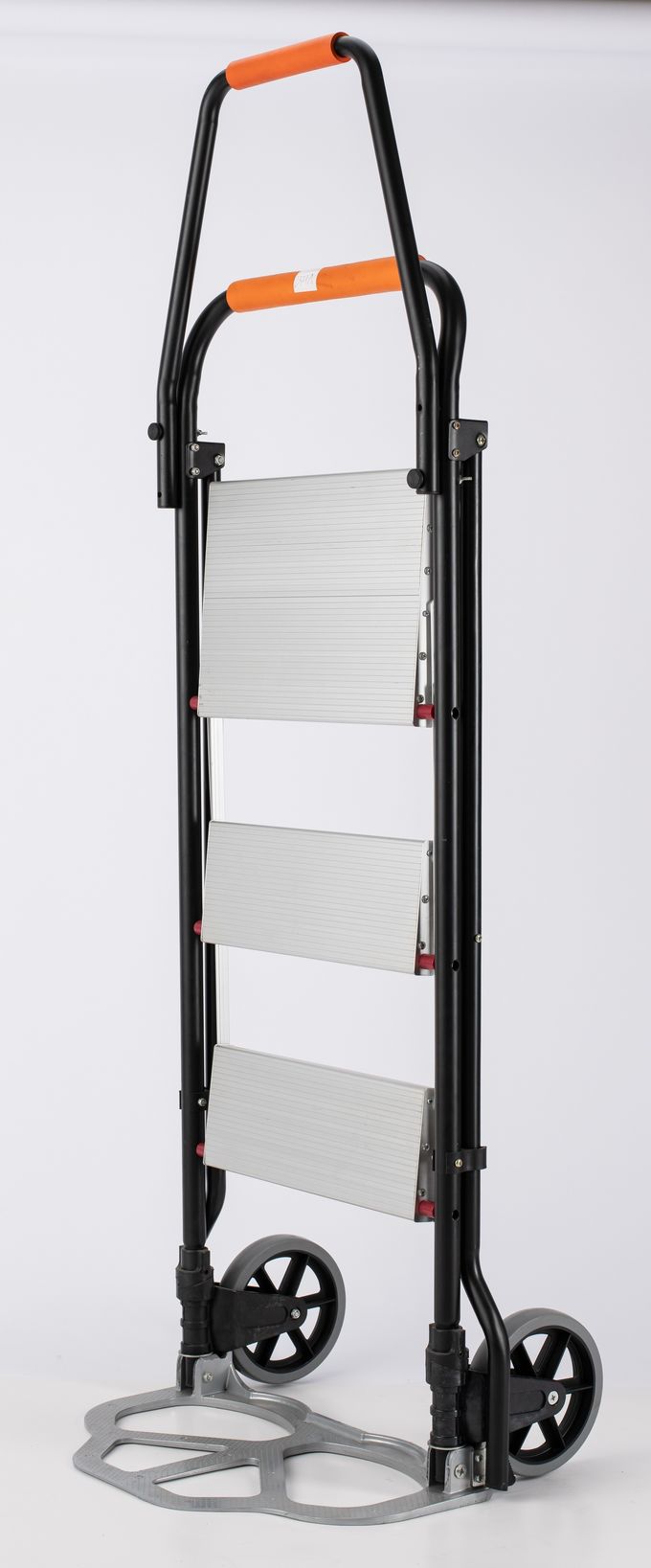 Lightweight Durable Aluminum Telescopic Ladder Foldable Compact Design