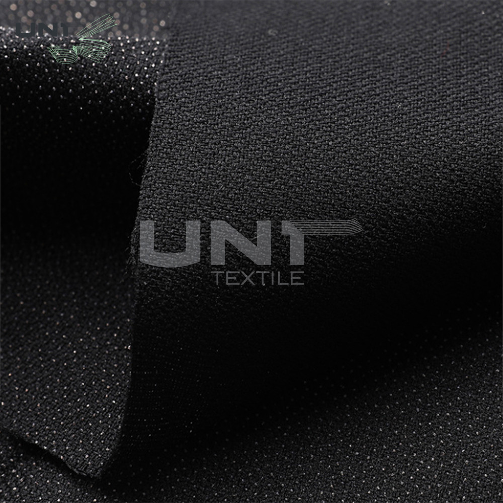 Shrinkage≤1% Polyester garment Interlining Fabric With Fusible Temperature 130-150C