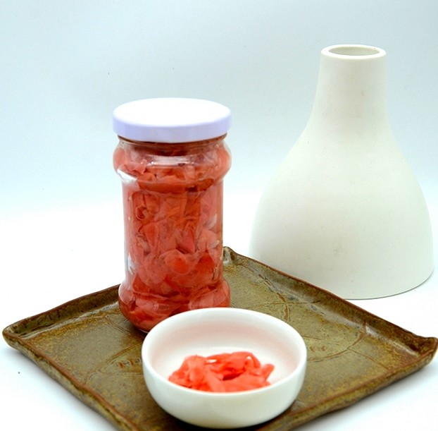 340g Chinese Sweet Pickled Ginger Slice White And Pink In Bottle