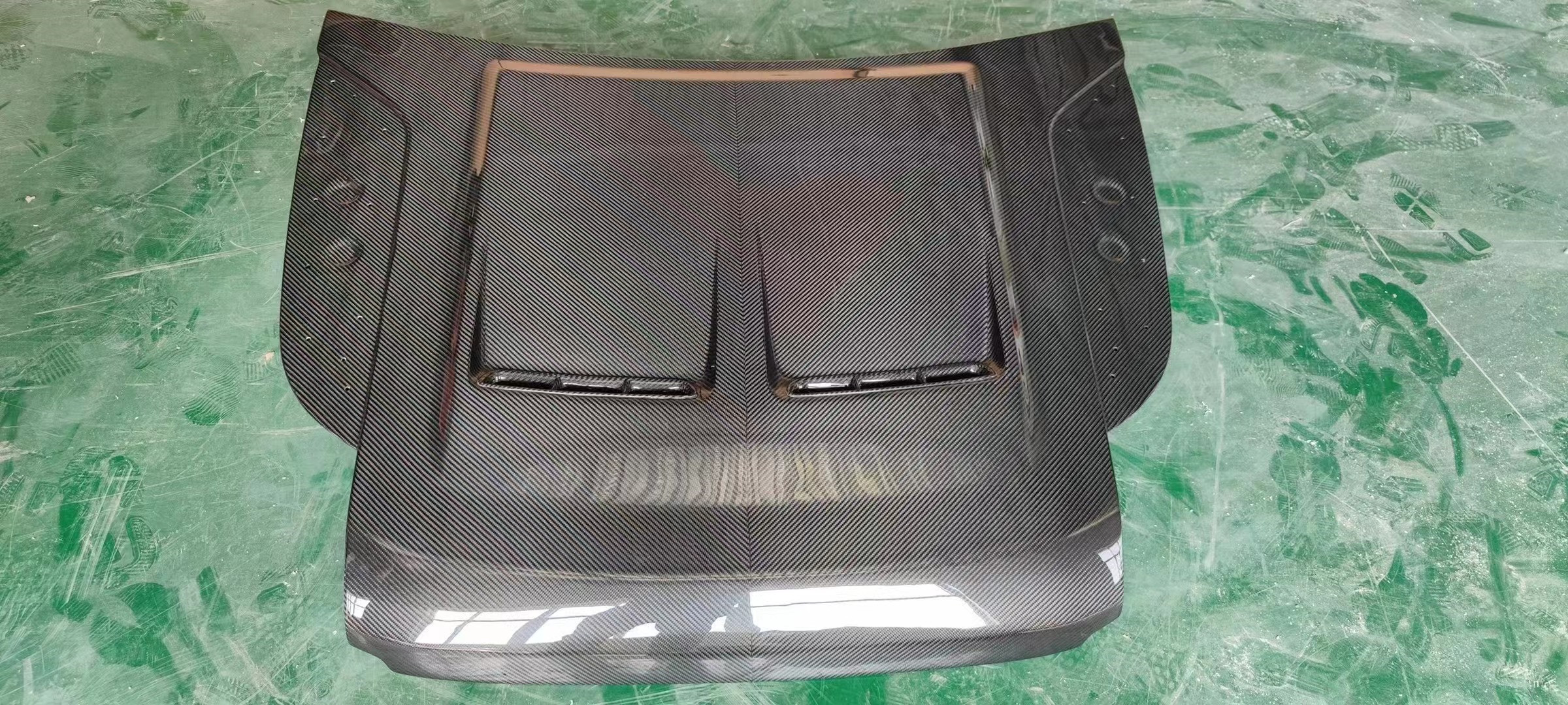 Carbon Fiber Hood for Land Rover Defender Carbon Fiber Material Defender Upgraded SVR Style Cover