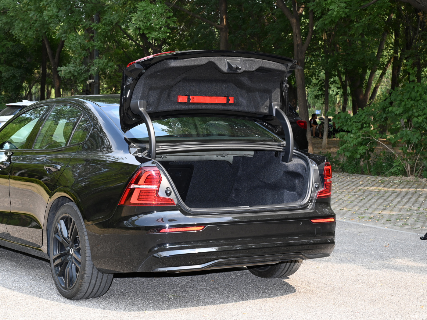 Experience the Best of Both Worlds with the 2023 Volvo S60 High Speed Long Range and Plug-in Hybrid