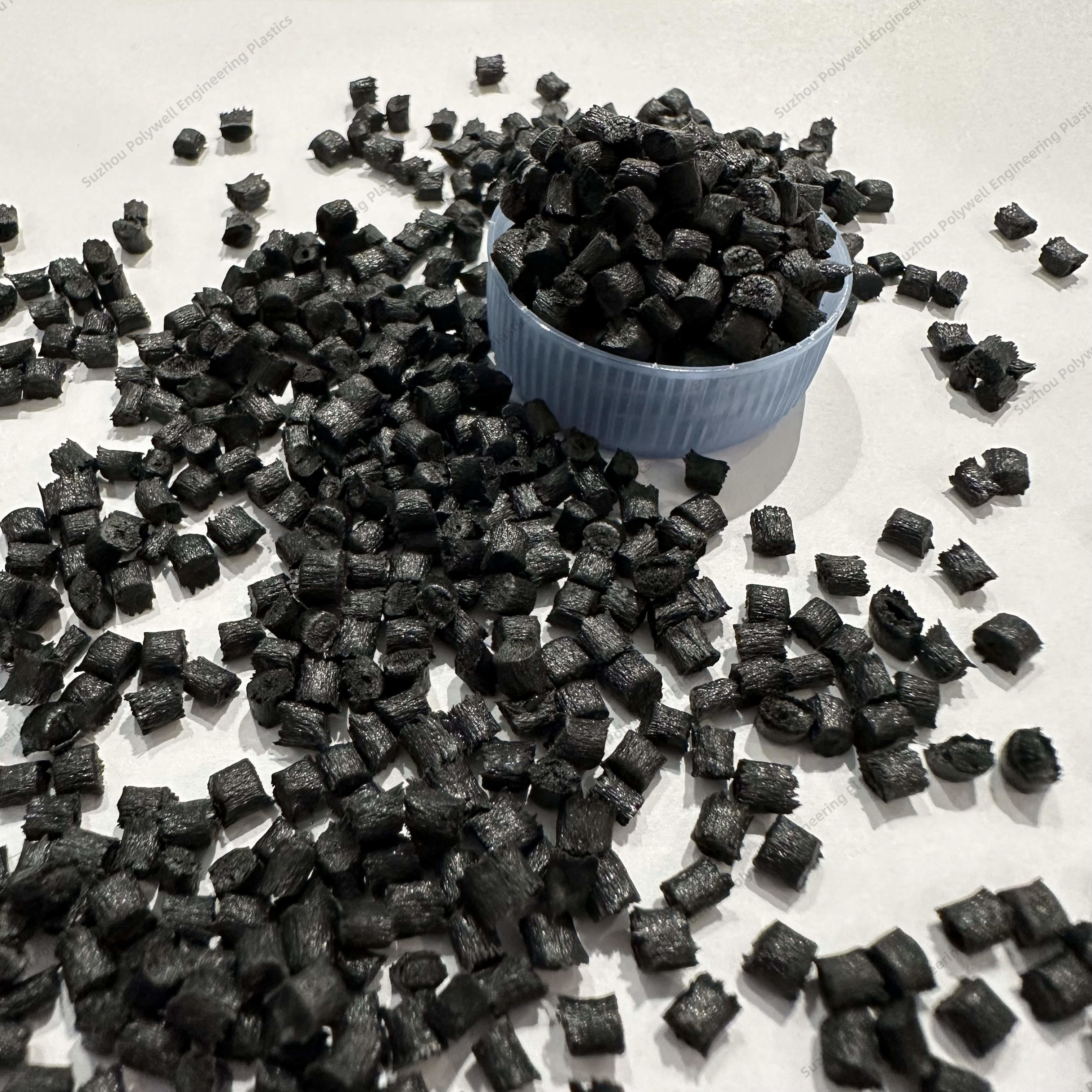 High Thoughned Nylon PA66 GF25 Glass Fiber Reinforced Plastic Granules for Heat Insulation Profile
