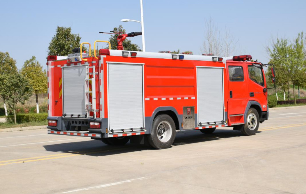 RWD 2WD 6×2 Fire Rescue Trucks Foton Water Tank Fire Truck Diesel