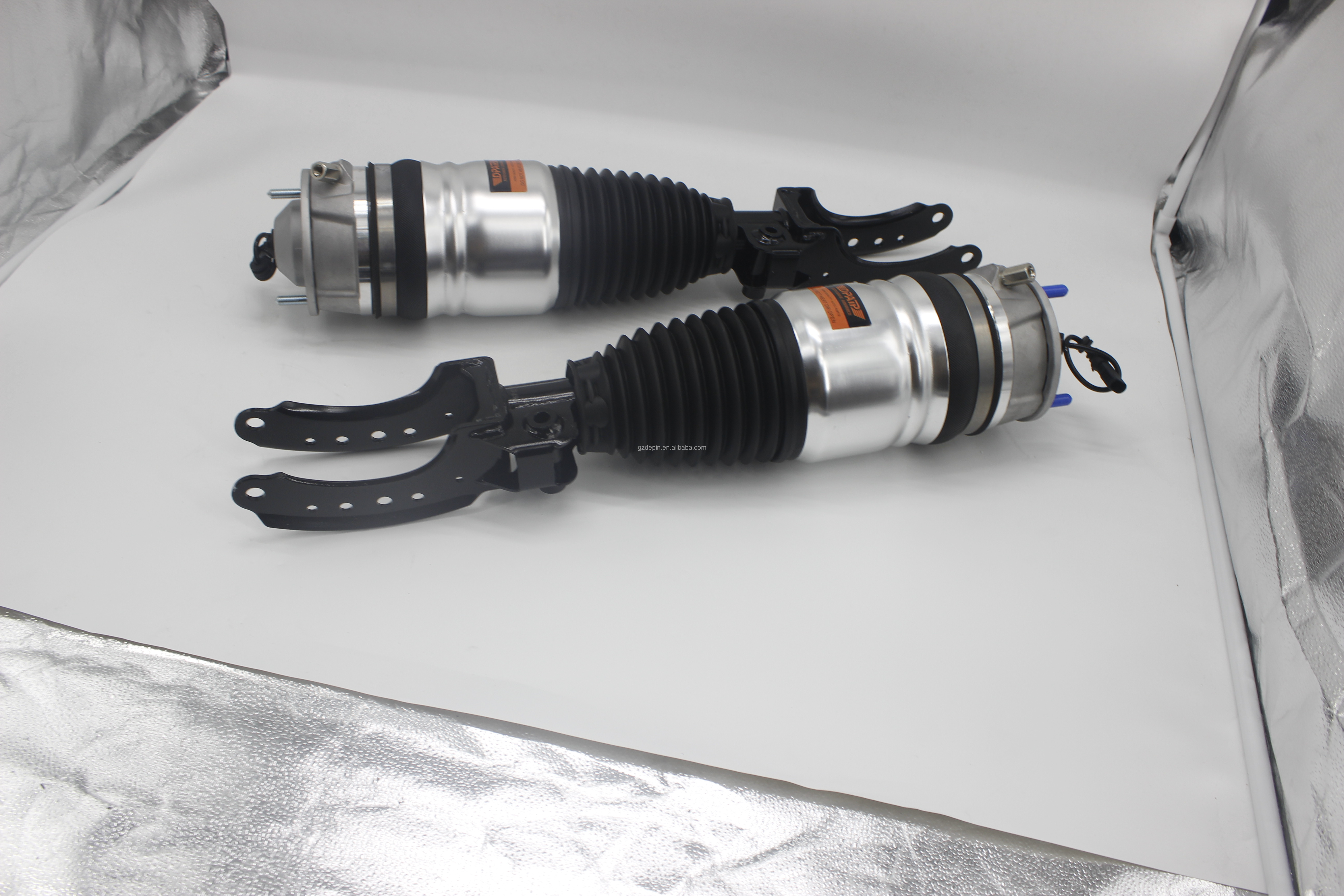 Air Shock Absorber Strut 7P6616039 7P6616040 95835809321 95835809421 for Land Rover