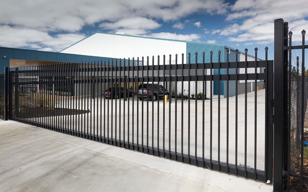 Steel Hercules Security Fencing Slanted Tubular Palisade Fences Ornamental Wrought Iron Panels