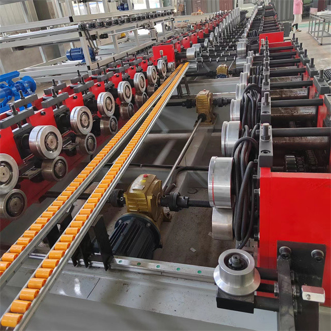 Color Steel 0.8-2.5mm Cable Tray Roll Forming Machine 400H Steel Frame