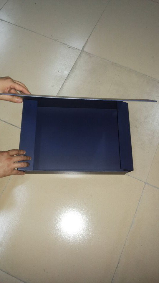OEM ODM Free sample custom design new folding way gift paper folding box