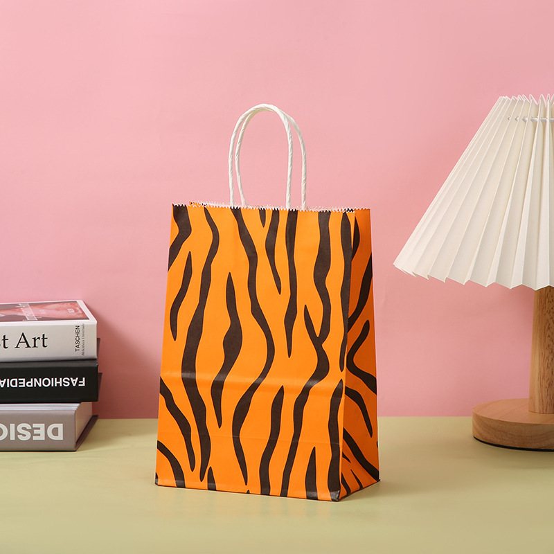 Custom Color Leopard Print Kraft Paper Striped Cartoon Party Reception Paper Gift Bag