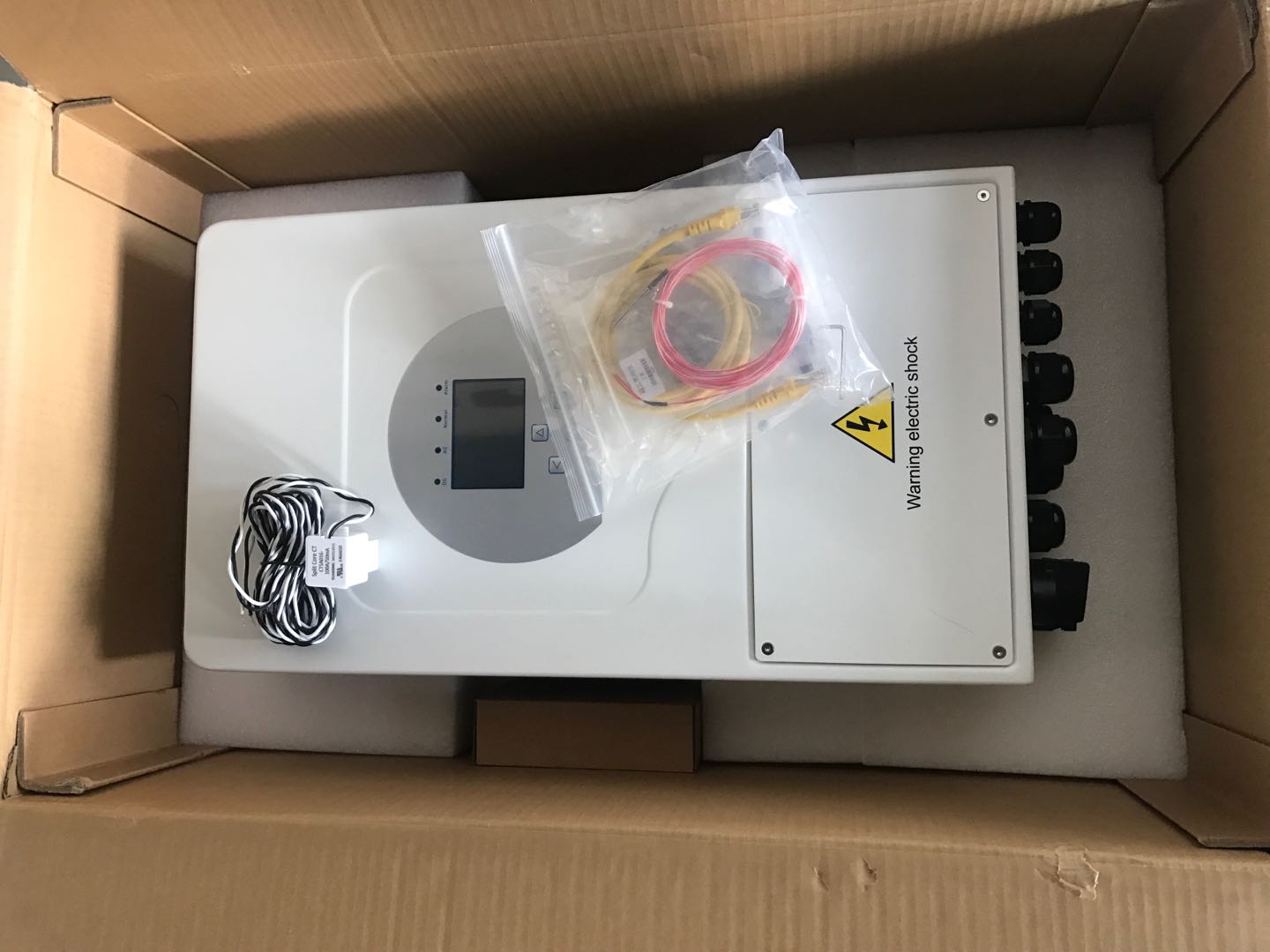 3.6kw Hybrid Solar Inverter Single Phase Wifi Mppt Solar Hybrid Inverter