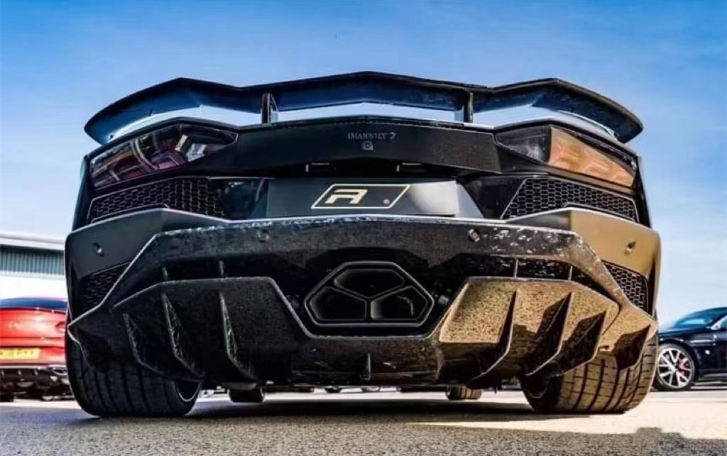 Carbon Fiber Body Kit for Lamborghini LP740S LP740S Upgrade Upgraded MSY Style Front Shovel Diffuser Spoiler Body Kit
