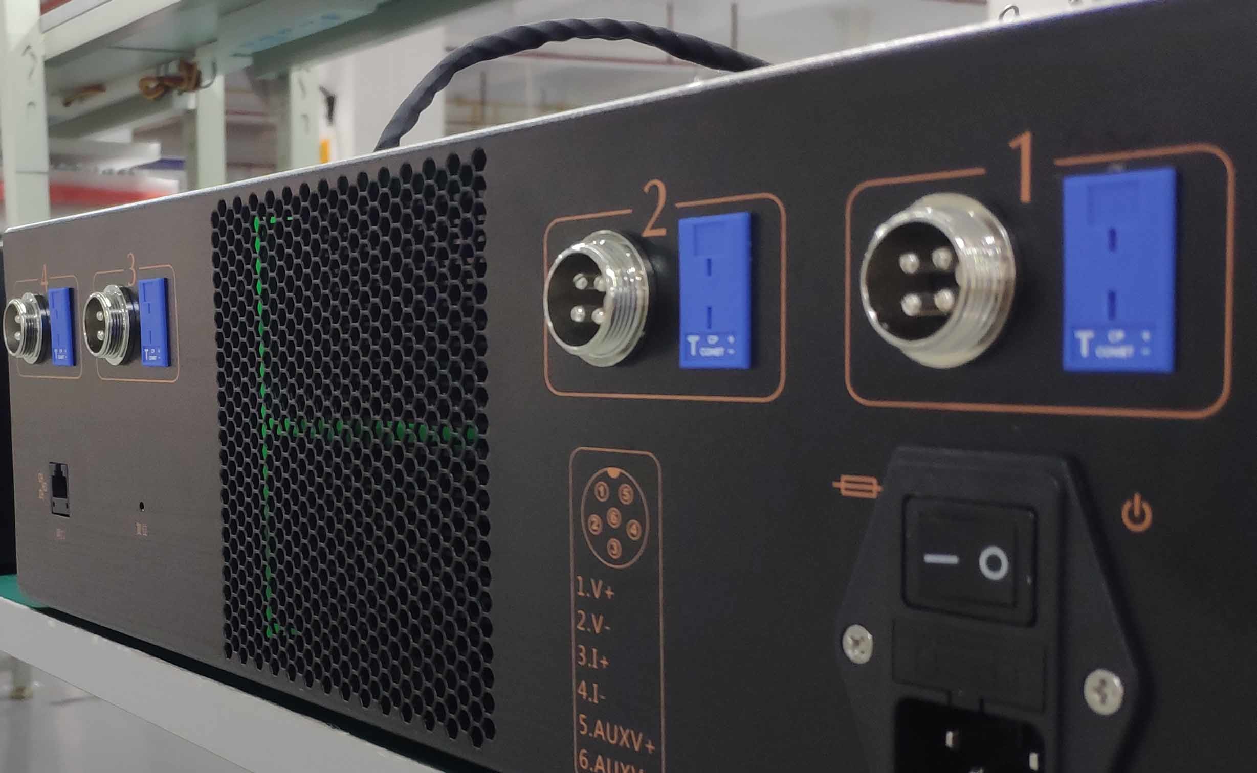 43000 Hours 4 Range Lithium Ion Battery Analyzer Equipment