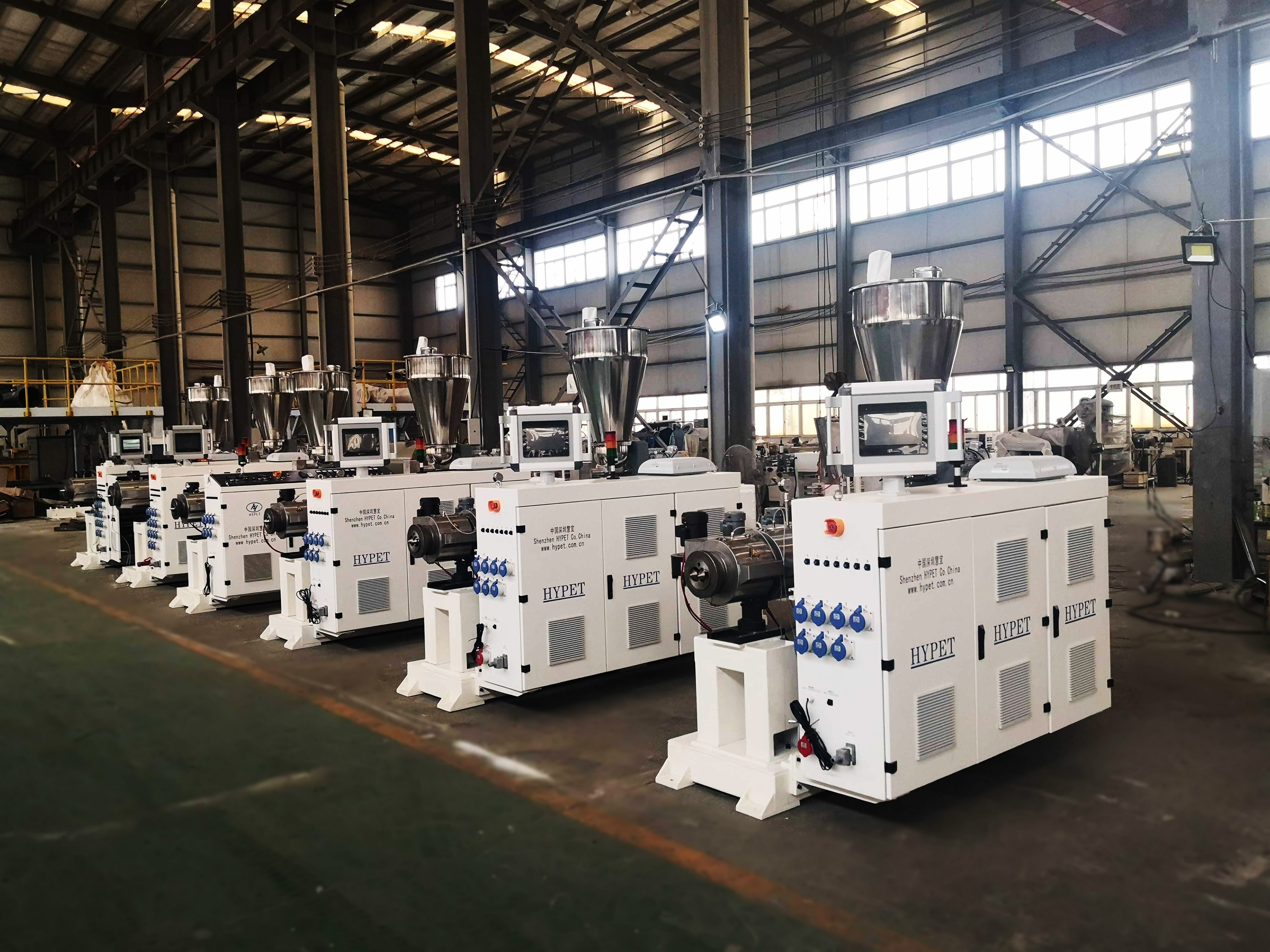 Shenzhen HYPET 1220mm Width Plastic PVC Foam Board Extrusion Production Line PVC WPC Foam Board Panel Making Machine