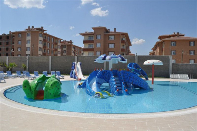 Hotel Playground Water Park Slide Equipment Fiberglass HDG Steel