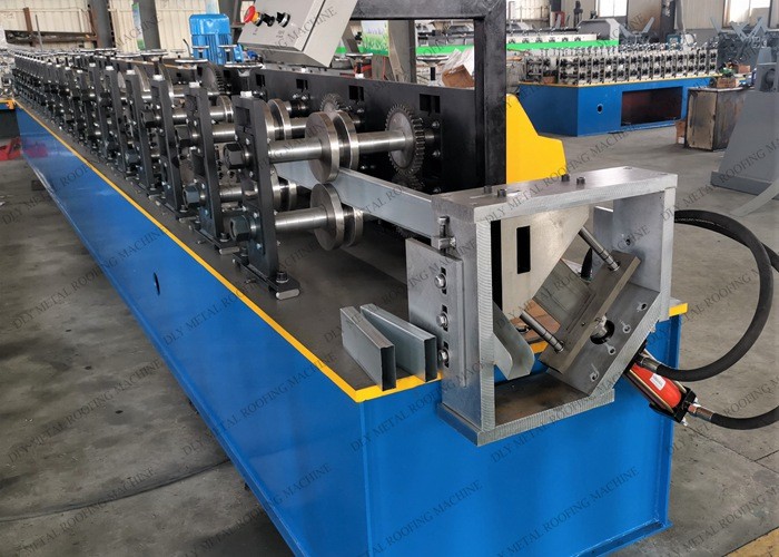 50HZ Gutter Cold Roll Forming Machine 5500w Tube Profiling Equipment