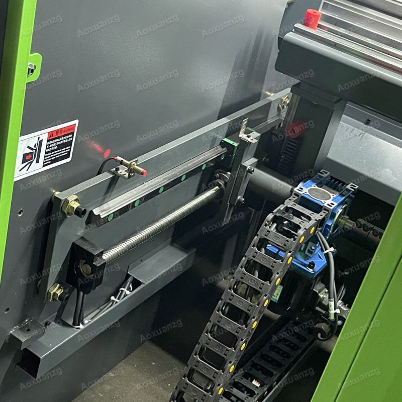 Delem DA53T 4+1 AXIS CNC Press Brake With CE ISO CUL Certification Hydraulic Bending Plate Machine