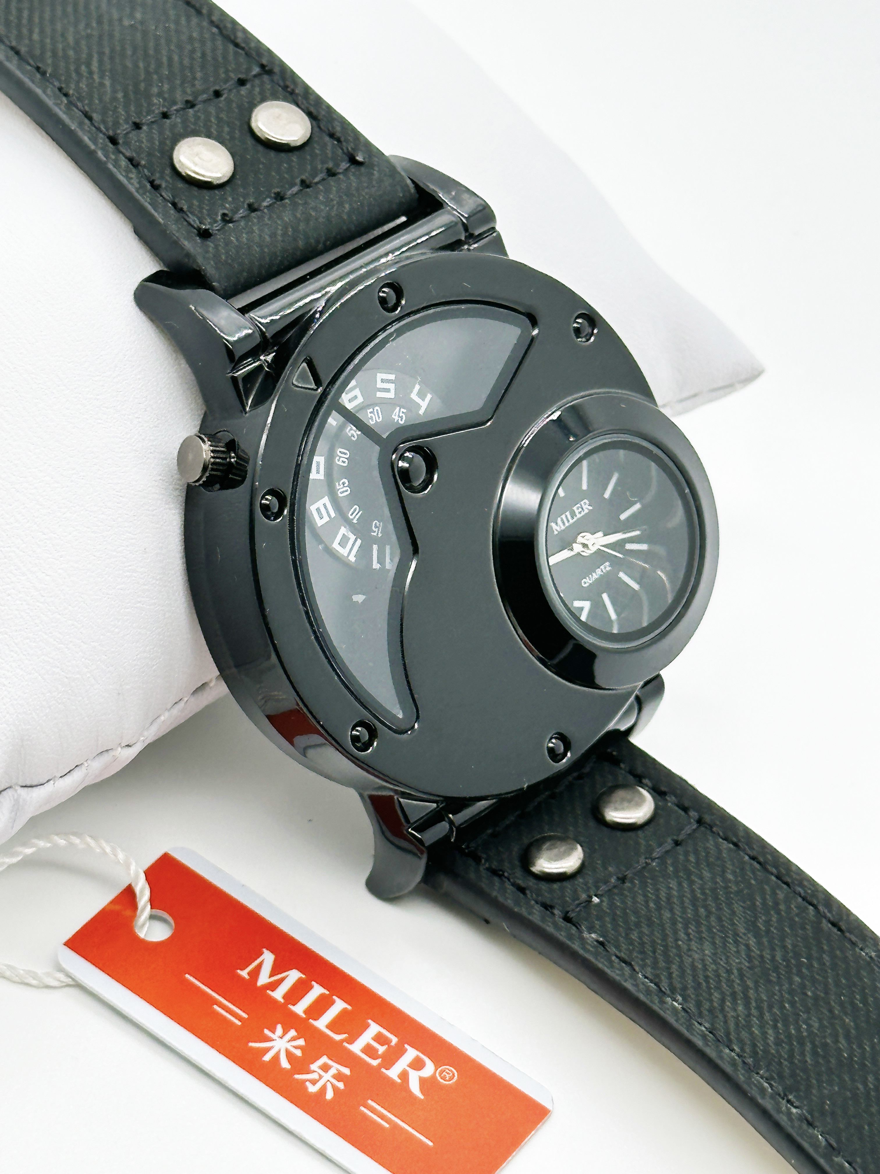 Modern Luxury Quartz Wrist Watches For Men With Hook Buckle