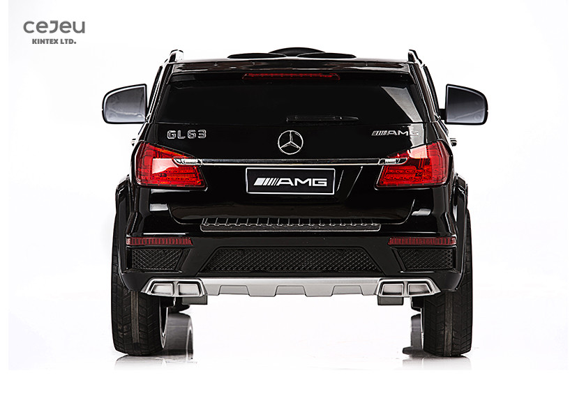 Electric Licensed Kids Car Bluetooth Mercedes G65 Ride On Car 105*71.8*55cm