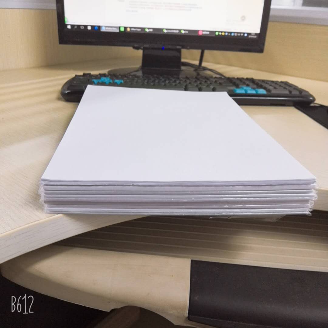 Custom Order Woodfree Offset Printing Paper Cream Color Uncoated 55gsm 60gsm 70gsm 80gsm
