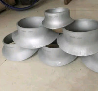 DN15-DN1200 Carbon Steel Pipe Fitting Saddle