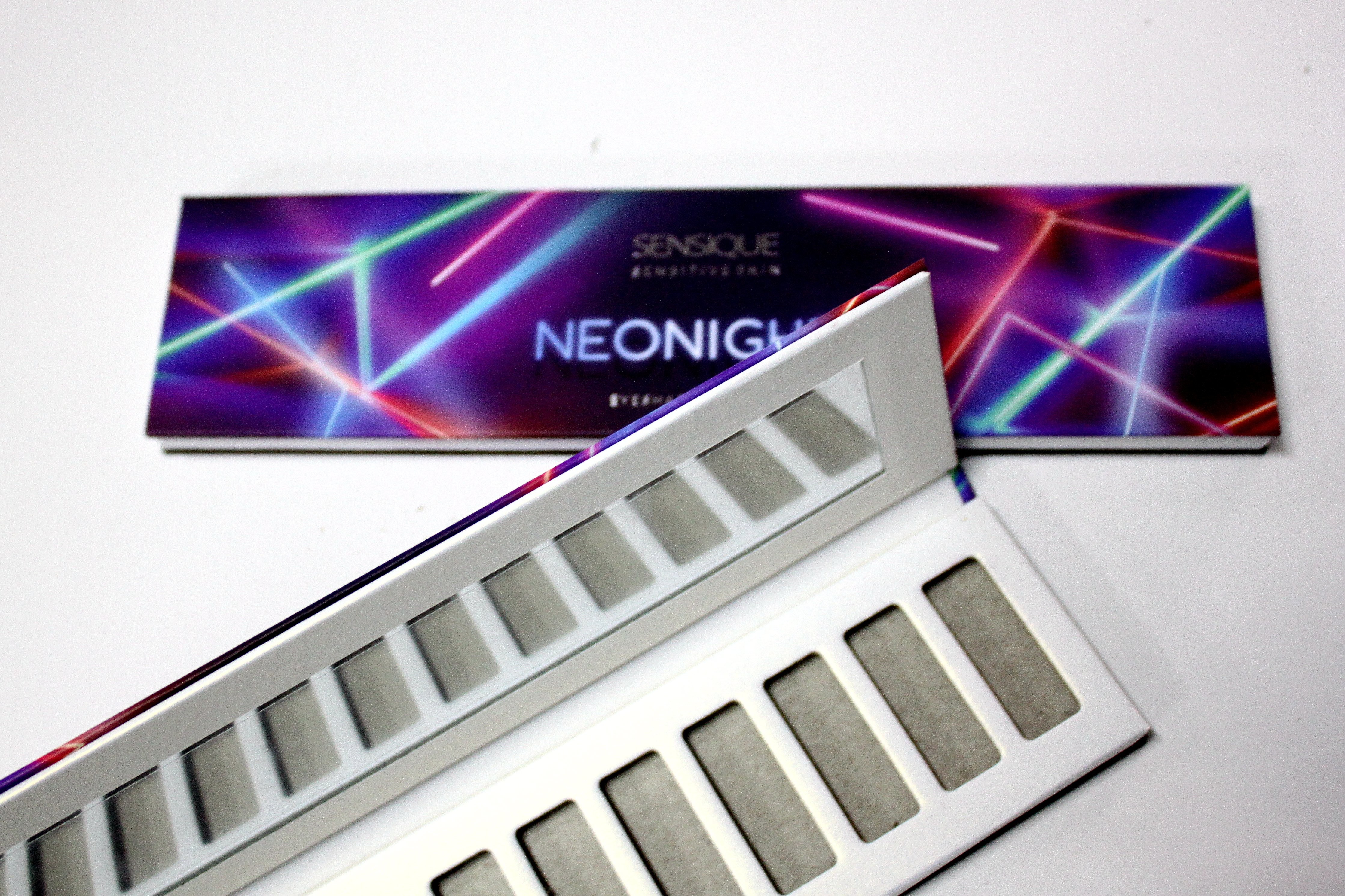 12 Pan Paper Empty Eyeshadow Palette Handmade With White Pearl Paper