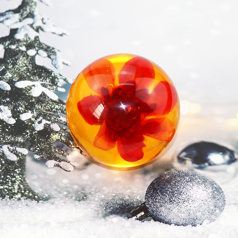 Transparent Resin Custom Crystal Paperweight , Leaf Paperweight