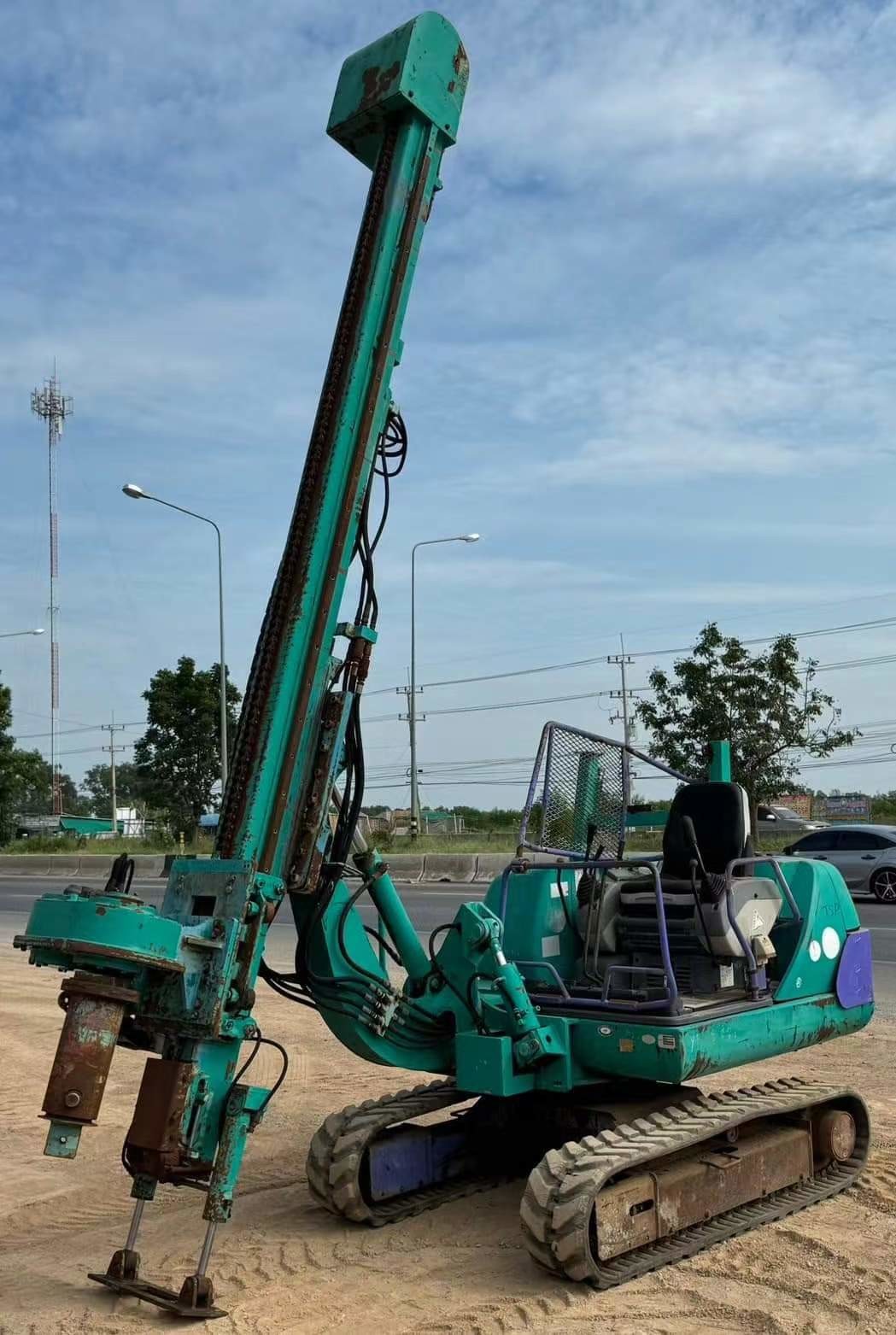 MULTIFUNCTONAL PHOTOVOLTAIC DRILING RIG for excavator attachment for Photovoltaic power generation