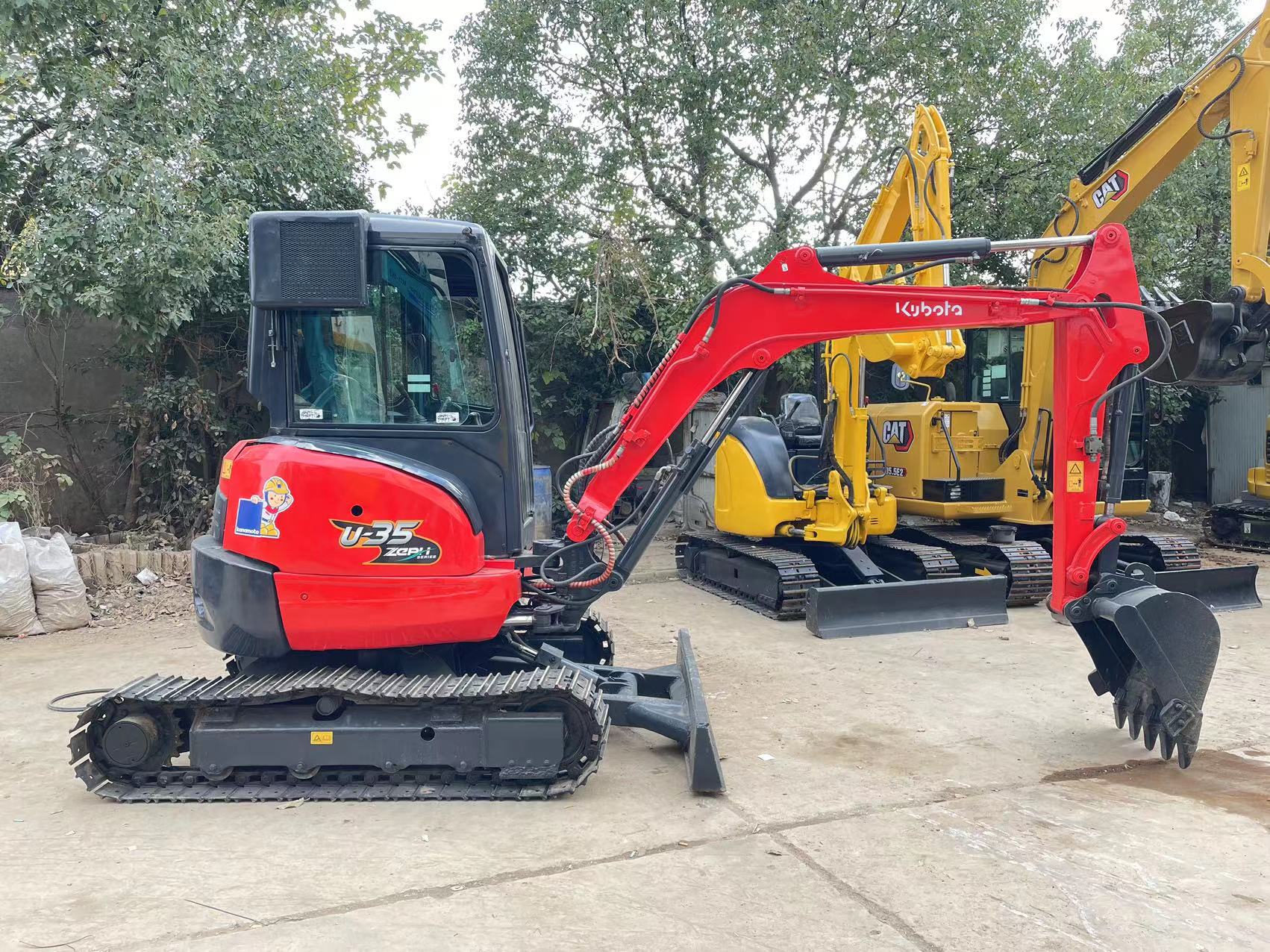 6.85 Ton Operating Weight Used Hydraulic Couplers for Bobcat Mini Excavator Parts