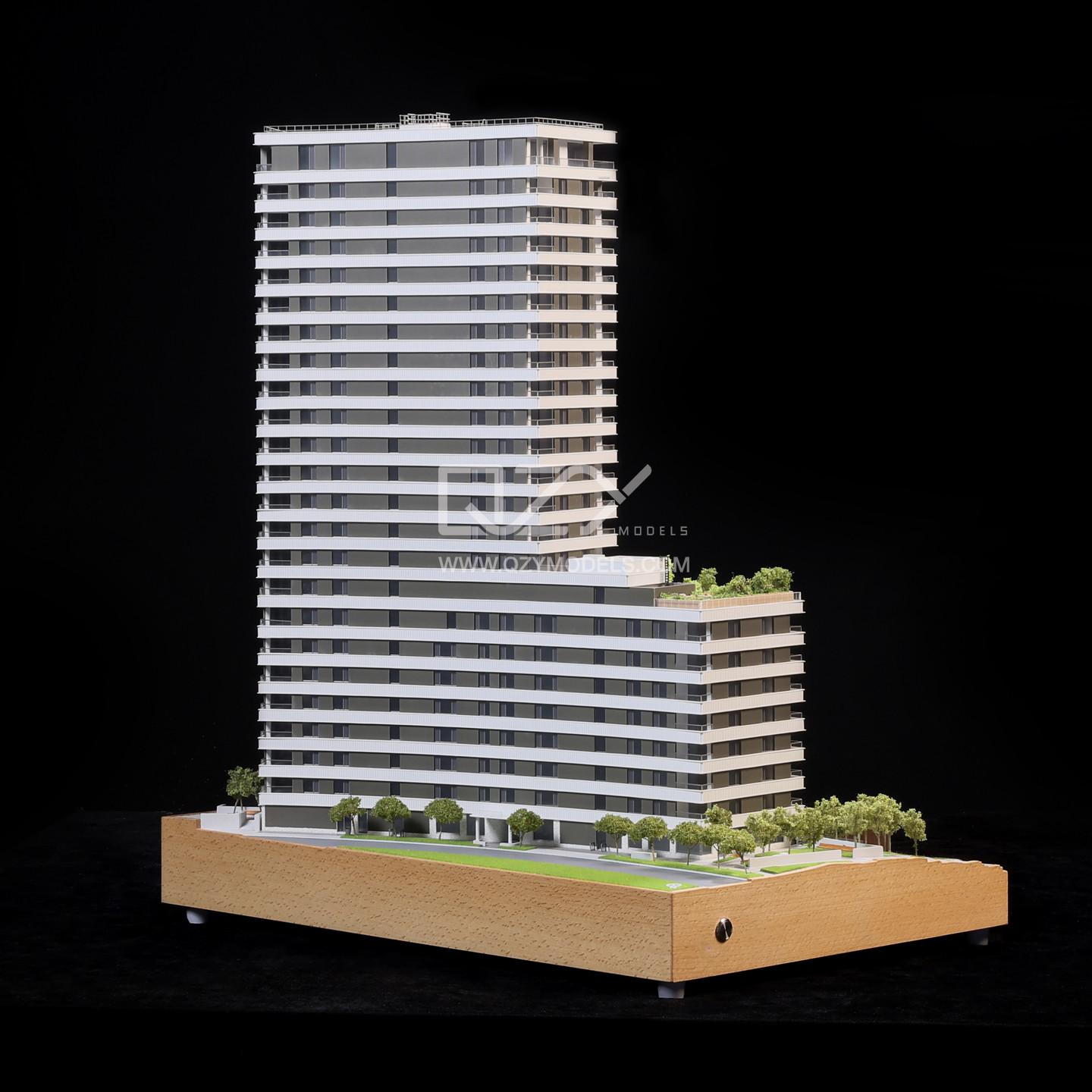BBC Televation Centre Model Miniature Acrylic Architecture Model 1/150