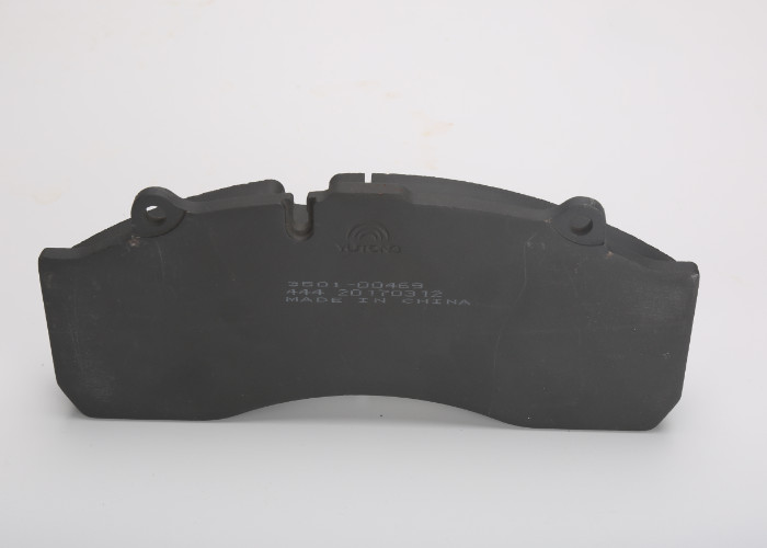 BAIYUN Commercial Vehicle Brake Pads NAO Formula For All Kinds Bus