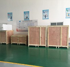 Auto Bumper Plastic Injection Molding With Sand Blasting Surface Treatment