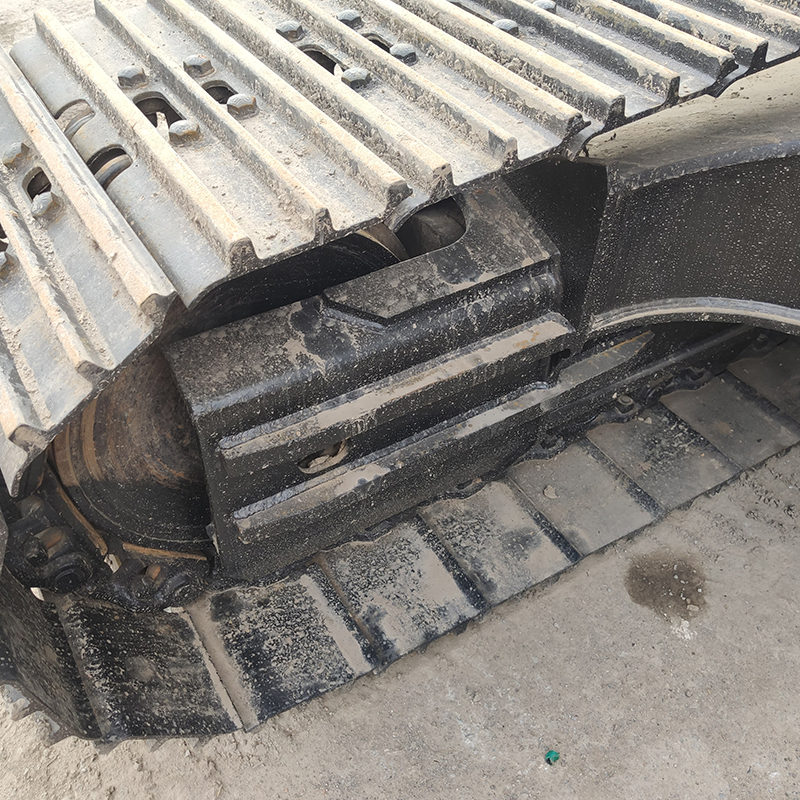 Used Sany SY215c Crawler Excavator 21.5 Ton with Original Color and 4.9L Displacement