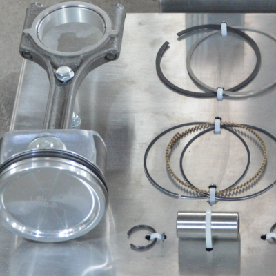 Hands On Automotive Teaching Equipment Realistic Automotive Piston Cutaway Model