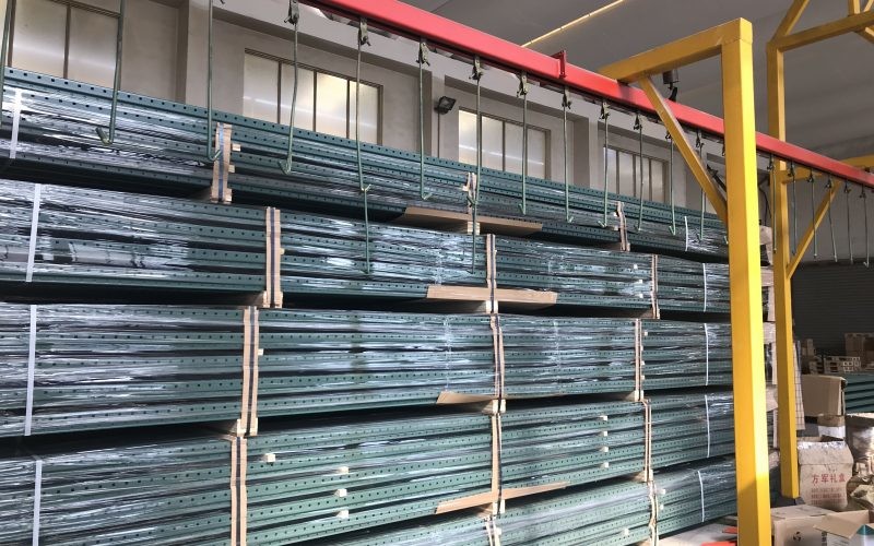 Versatile for Inventory Changes Teardrop Pallet Rack