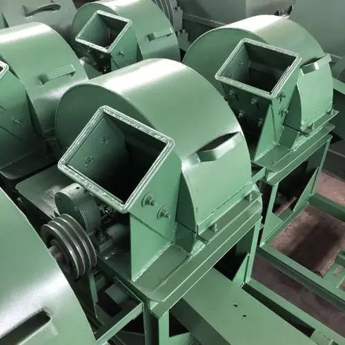 Diesel Industrial Waste Wood Crusher Machine For Coconut Chipper Sawdust Making