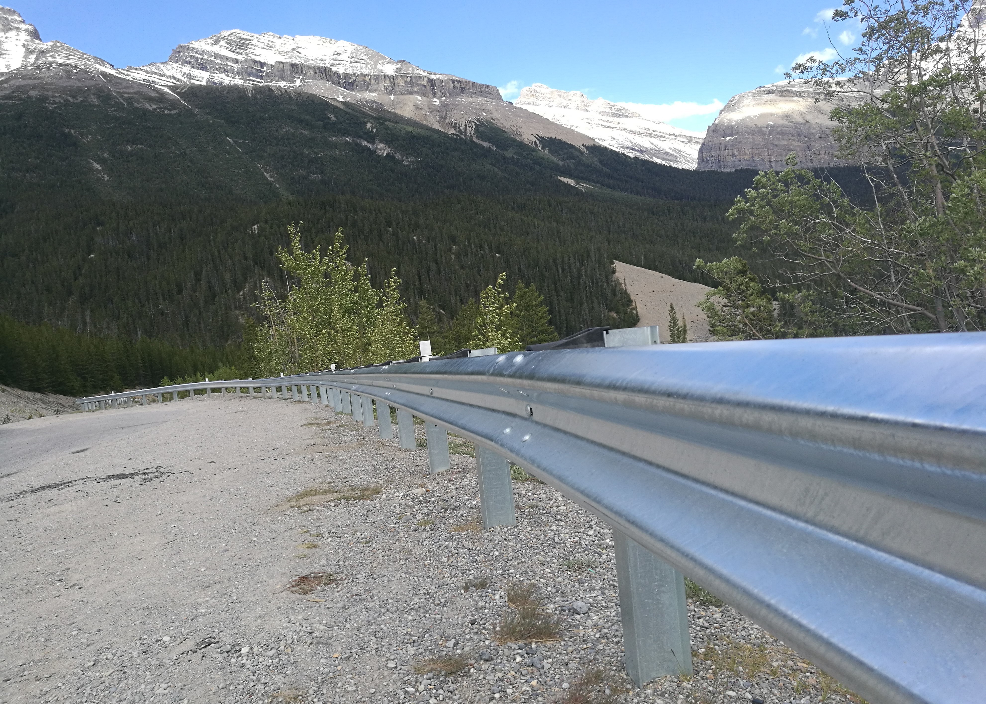 Cold Rolled Highway Guardrail Systems Prevent Motorcycle / Cars Crossing Road