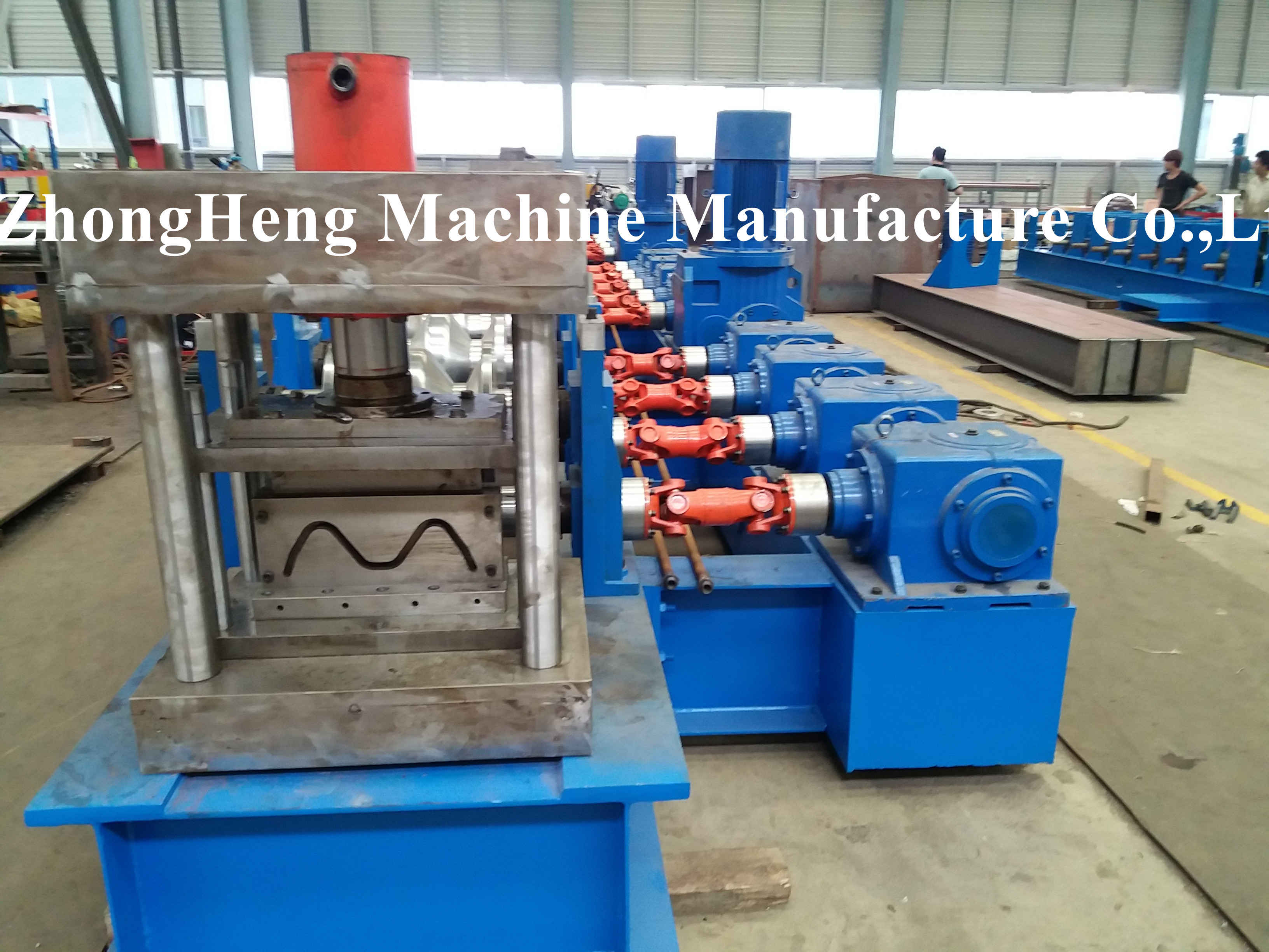 Highway Guardrail Roll Forming Machine For W Beam Guardrail Crash Barrier