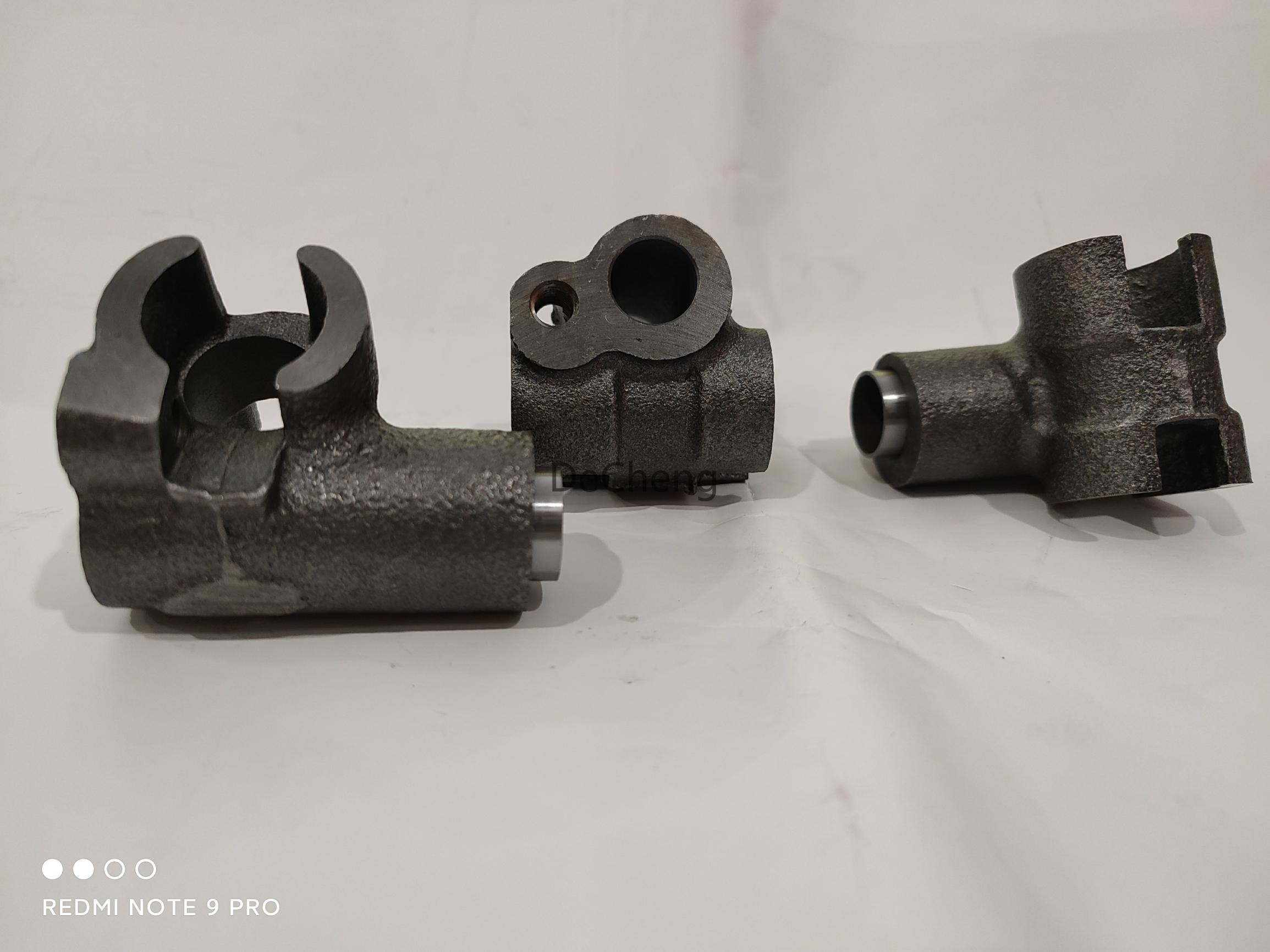 ME011258 Kobelco Engine Parts Valve Rocker Seat NO 2 6D31 6D34