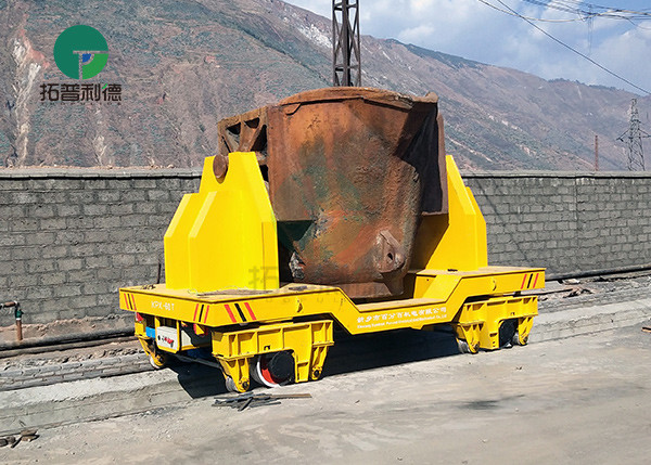 High temperature resistant rail battery hot metal ladle transfer cart