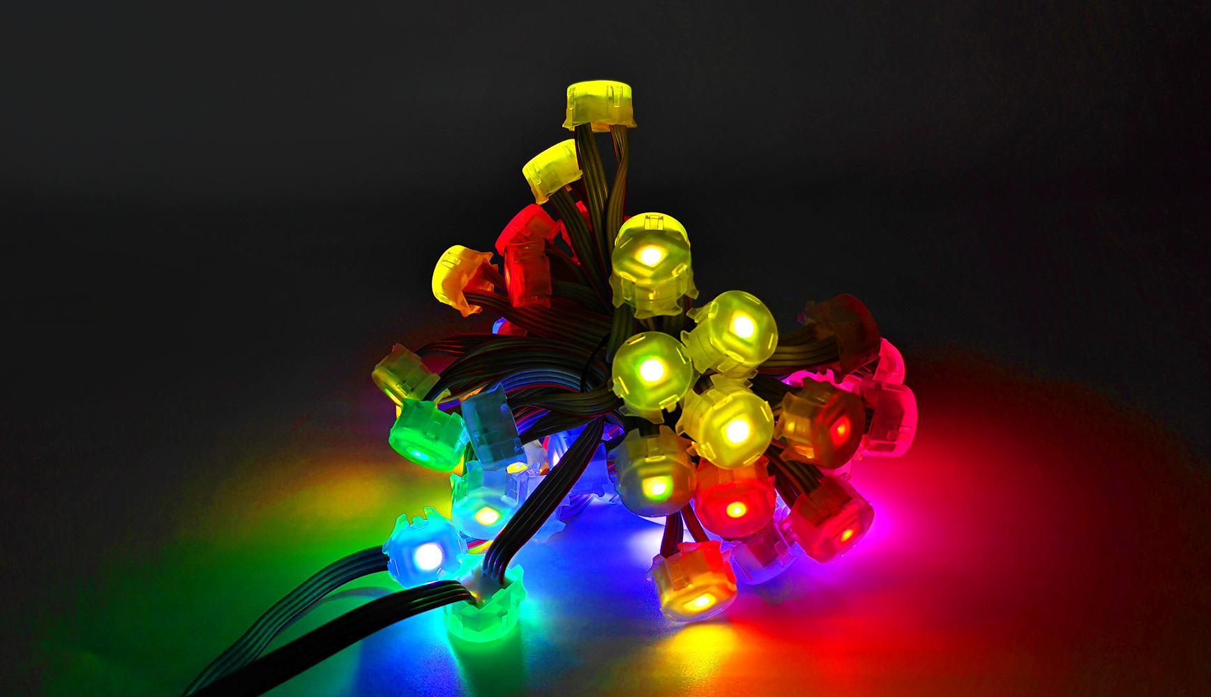 Wholesale LED Christmas decorative fairy lights series connected to outdoor waterproof curtain string light