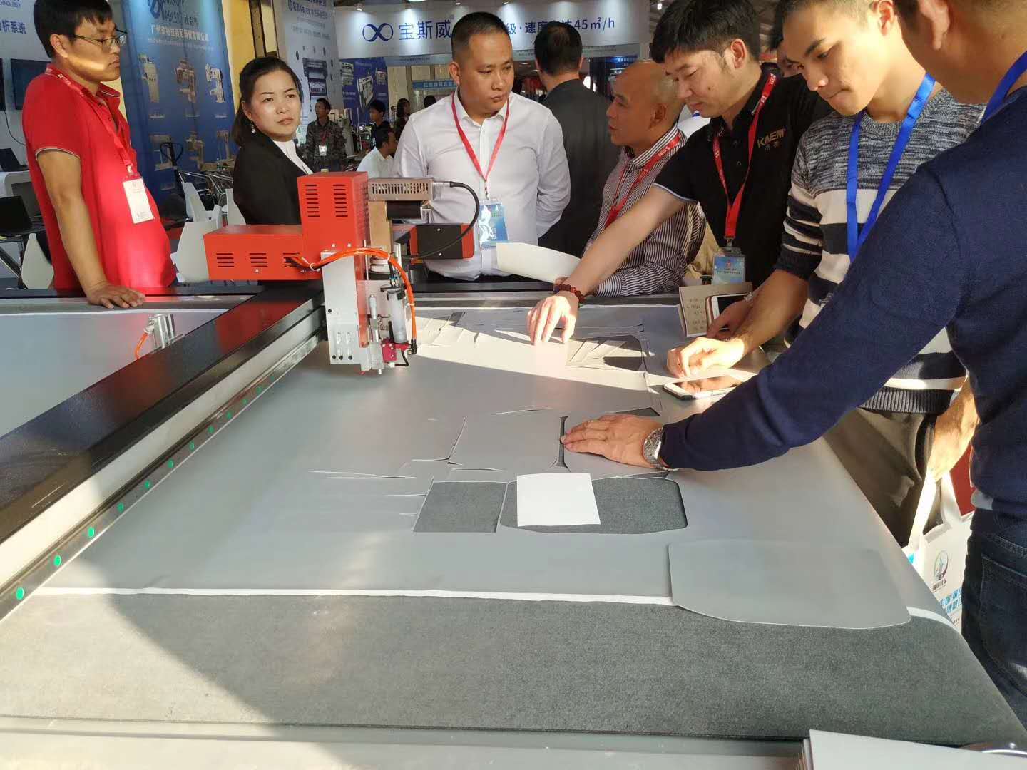 2500*1600mm Cutting Scope Single Layer Cutting Bed CNC Lathe Digital Cutter for Cutting