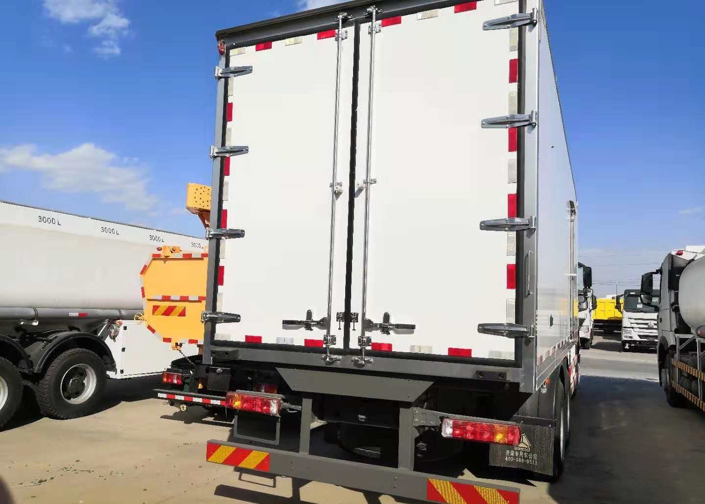 Heavy Duty Commercial 20T Refrigerated Box Truck Refrigerated Truck for Philippines