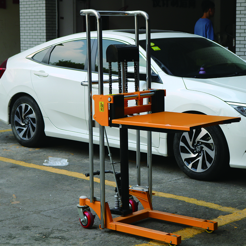 1.1 Meter Light Duty Forklift , Hydraulic Pallet Stacker With PU Wheels