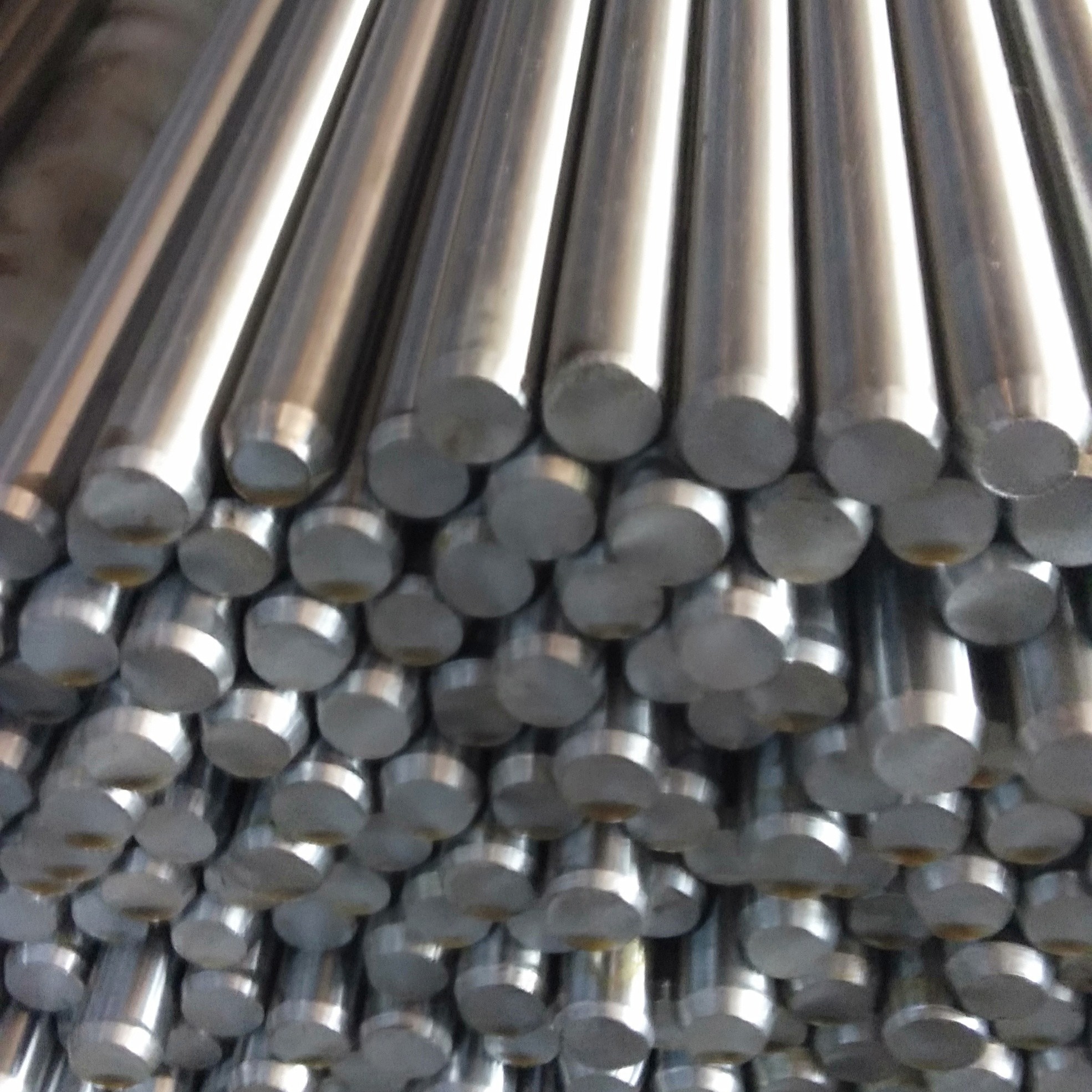EN 10025-2 S355JR Cold Drawn Steel Round Bar High Strength Structural Steel Q345B H8 25*3000 Round Rod