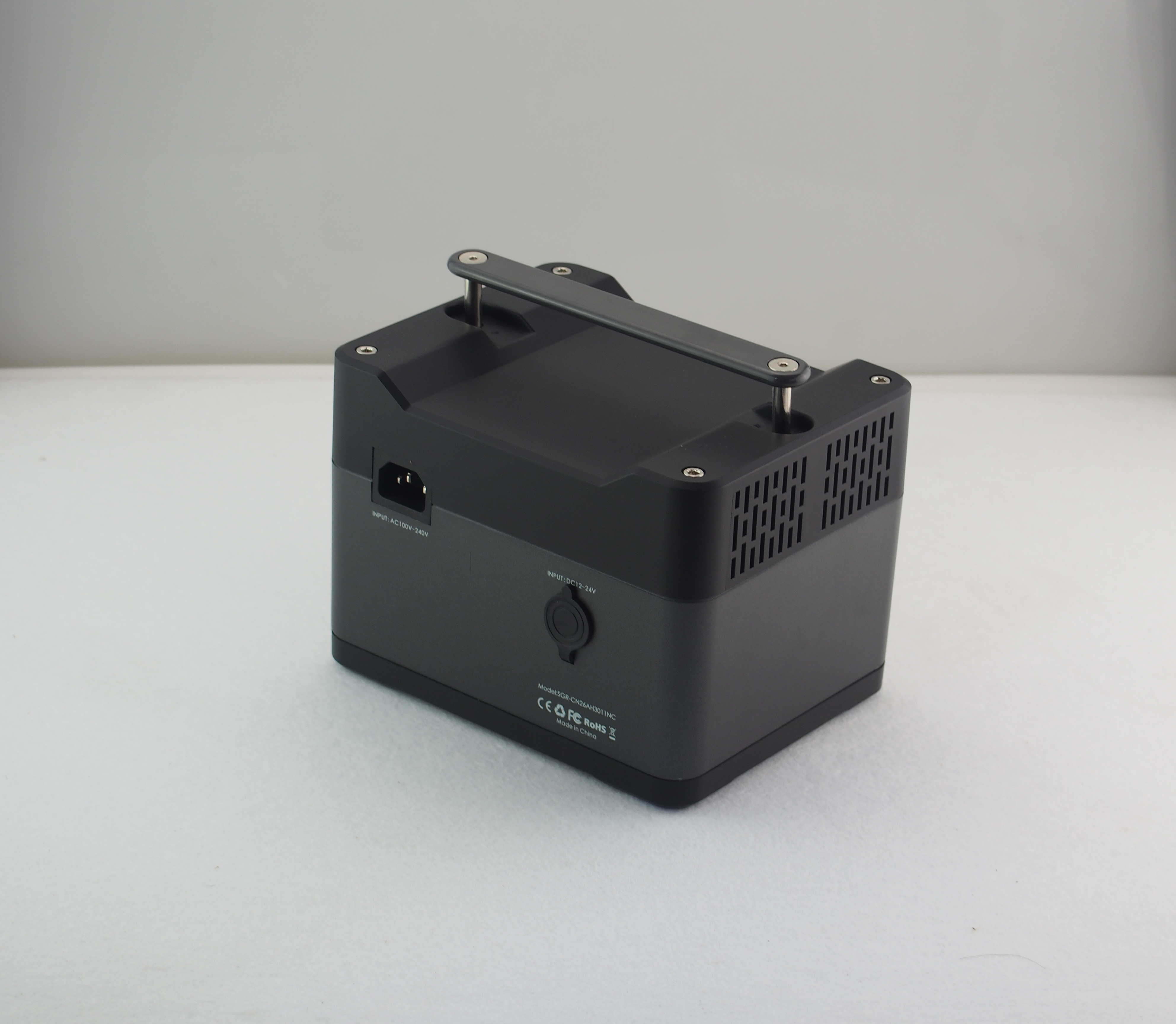 300W 100V Portable Solar Powered Generator , Portable Solar Generators For Home Use